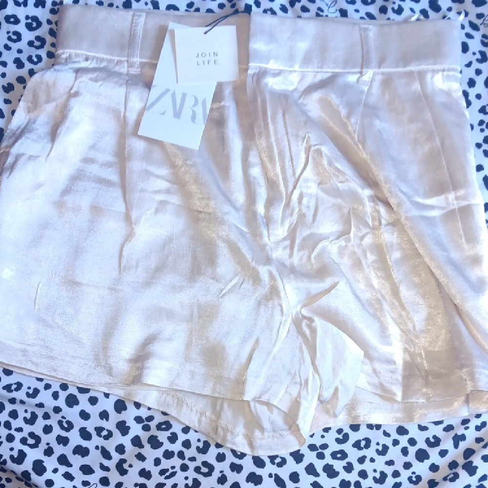 Zara Light Cream Satin Shorts